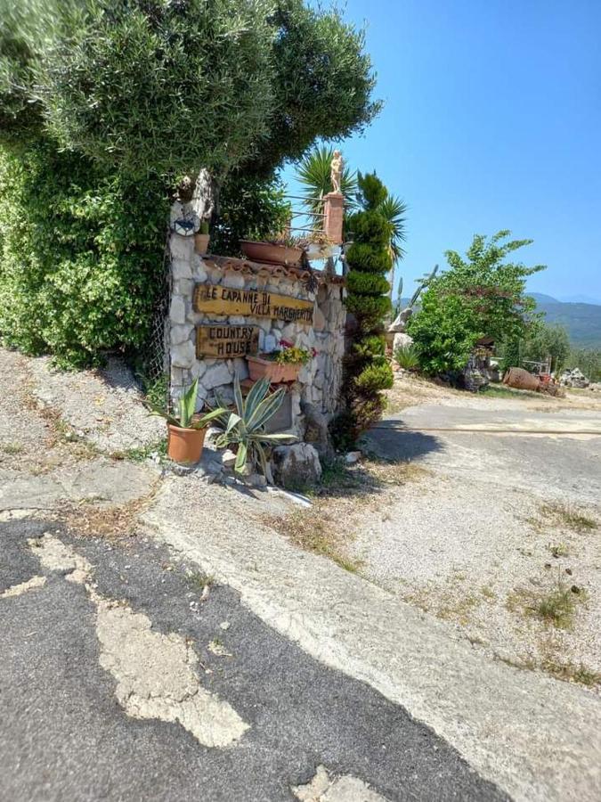 Le Capanne Di Villa Margherita Sonnino Екстер'єр фото