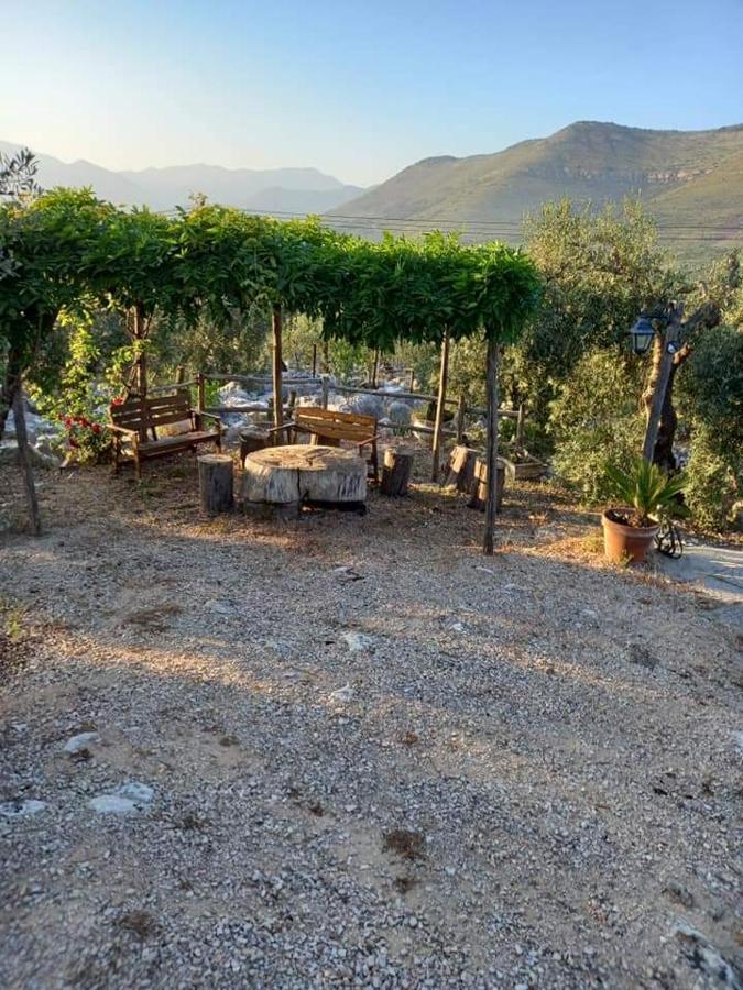 Le Capanne Di Villa Margherita Sonnino Екстер'єр фото
